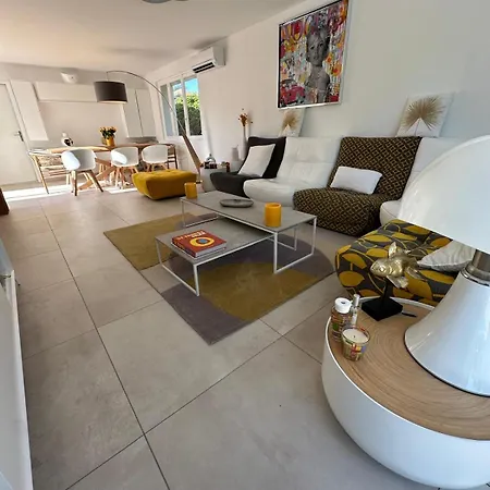 Elemiah * Saint Tropez